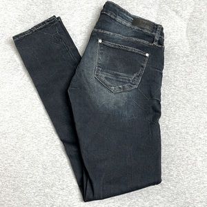 Dark Wash Skinny Jeans